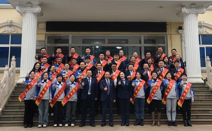 超！多！獎(jiǎng)！山東金格瑞隆重召開2023年度總結(jié)表彰大會(huì)！.jpg